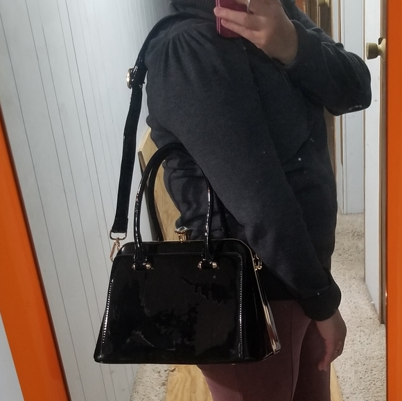 LA TERRE Beautiful bag. - Picture 7 of 9